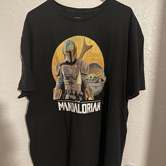 Star Wars Mandalorian Tee Shirt Mens Size 2XL Short Sleeve Black Pullover Top - Picture 1 of 4